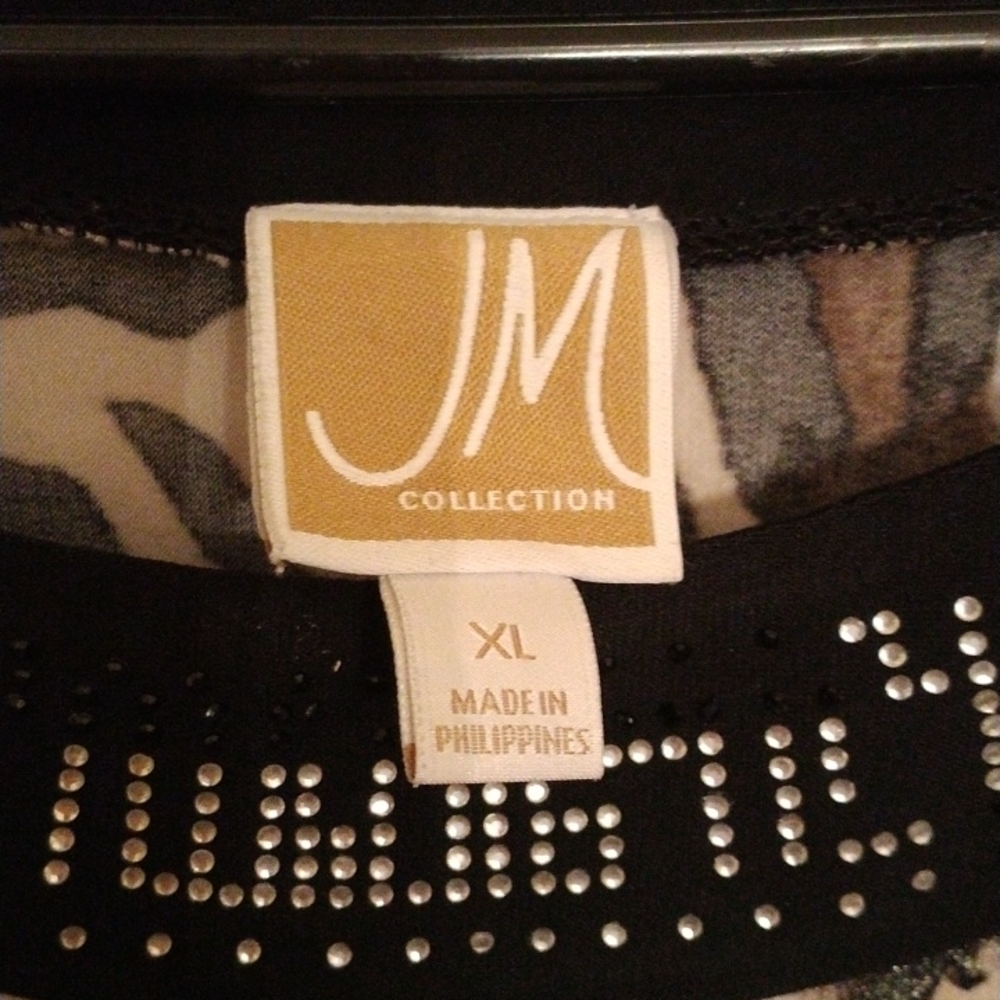 Animal Print & Rhinestone - Picture 2 of 6